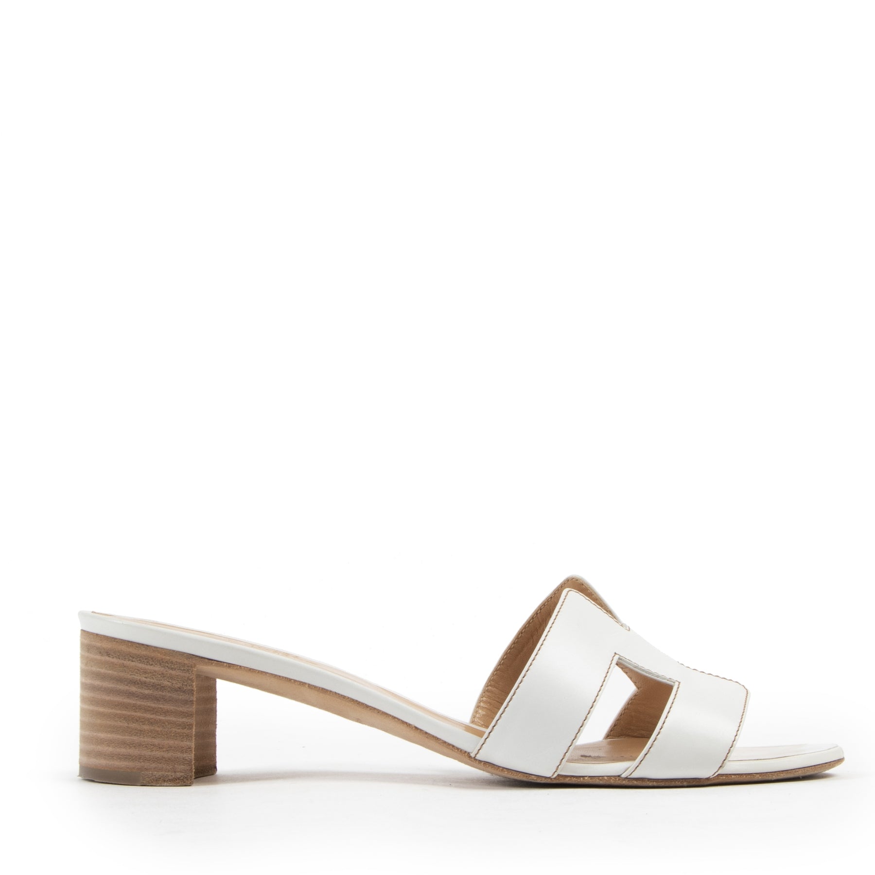 Hermes White Oasis Sandals - size 40,5 – Labellov