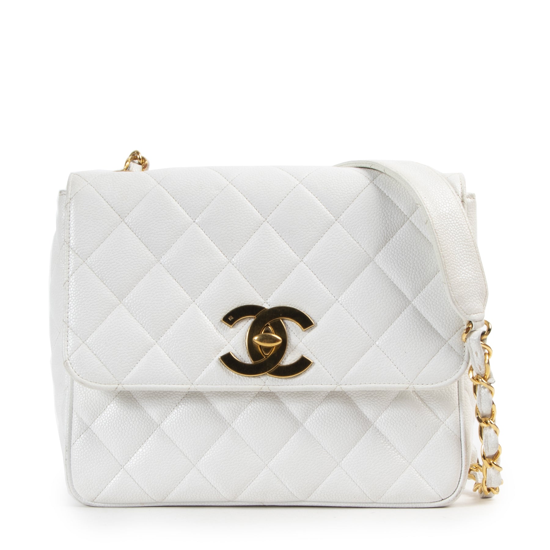 Chanel White Quilted Shoulder Bag GHW – Labellov
