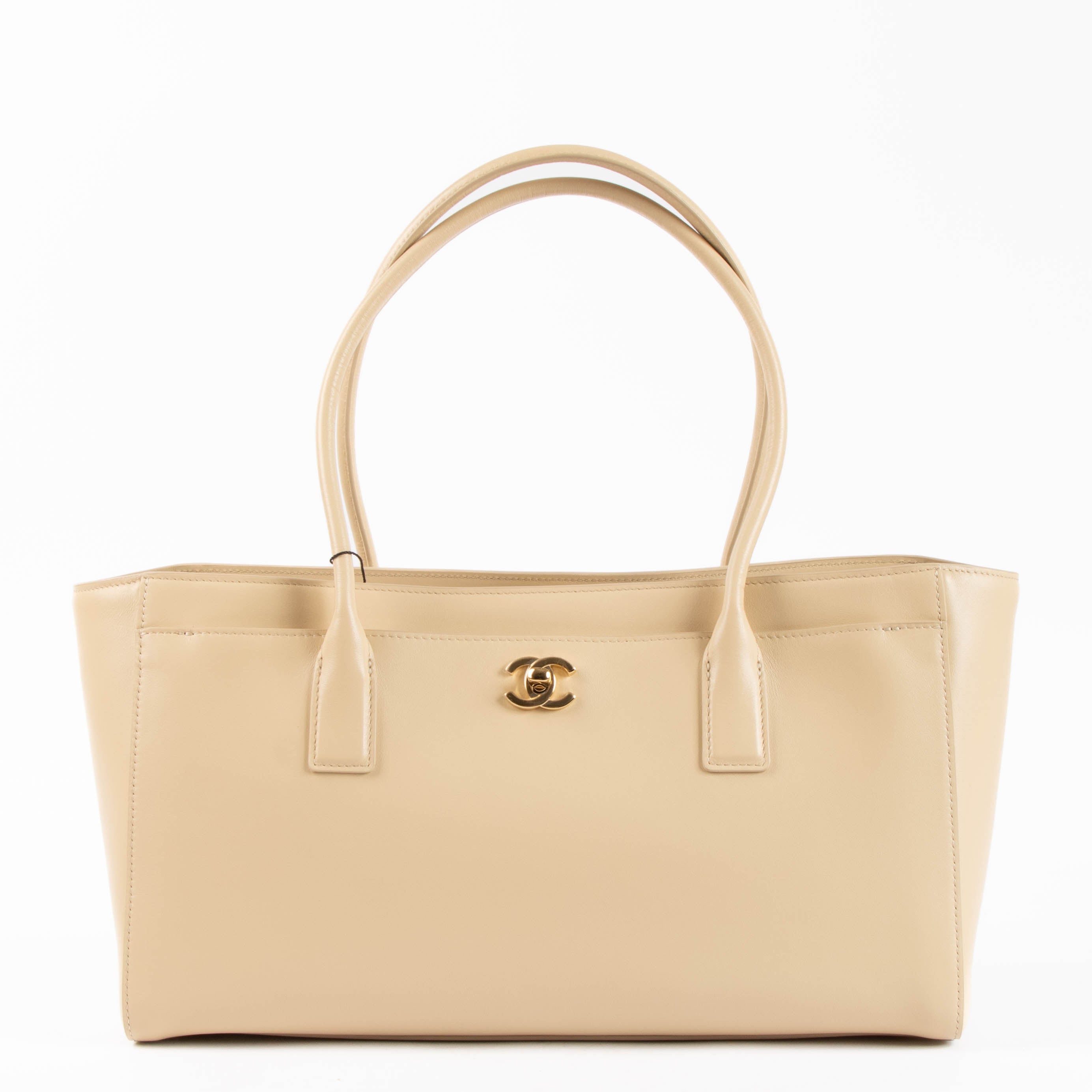 Chanel 26S Beige Leather Cerf Executive Small Tote Bag – Labellov