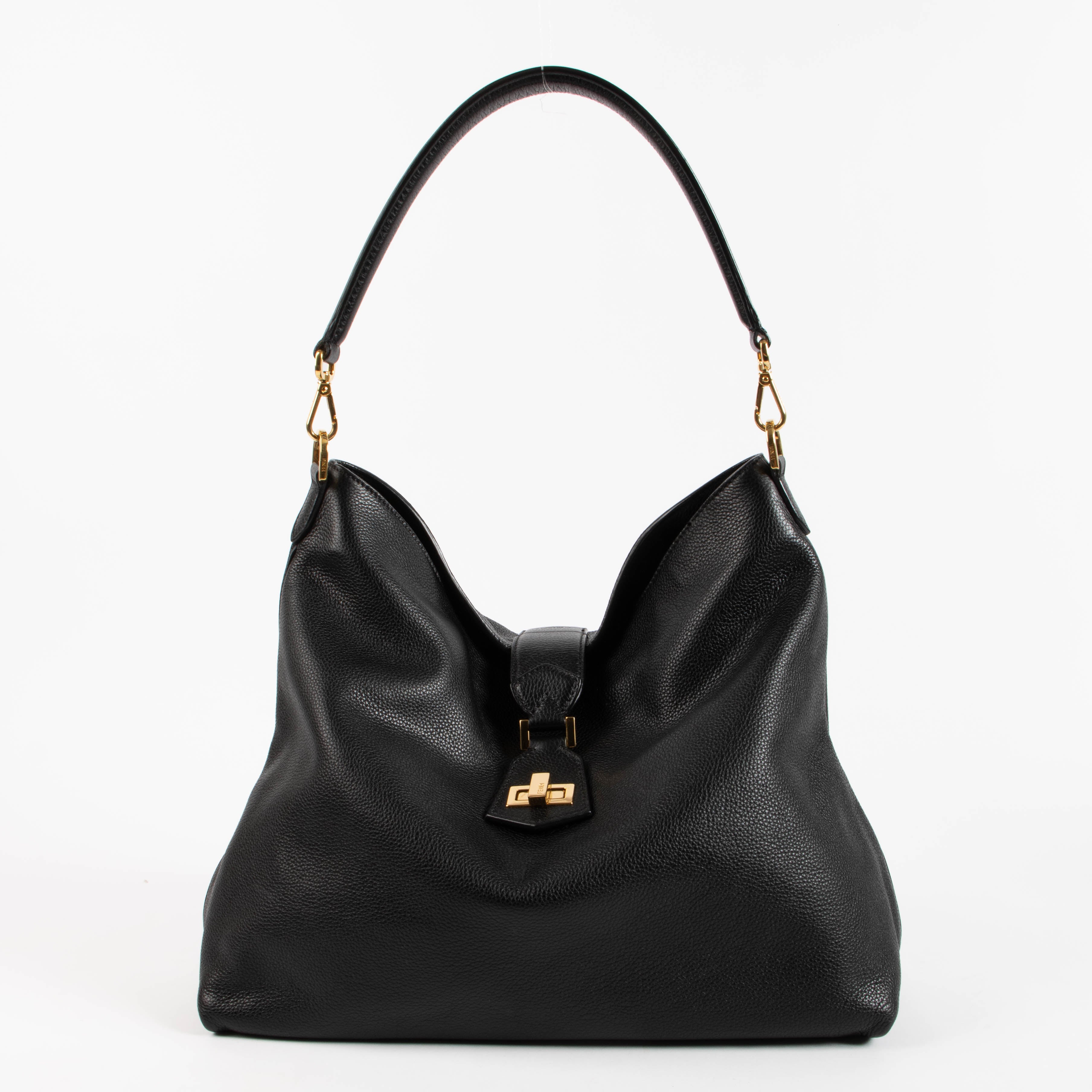 Fendi Black Leather Turnlock Hobo bag – Labellov