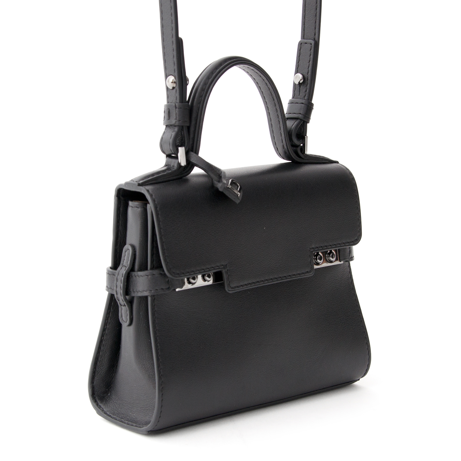 Buy safe Delvaux designer vintage online. Vind tweedehands Delvaux ...