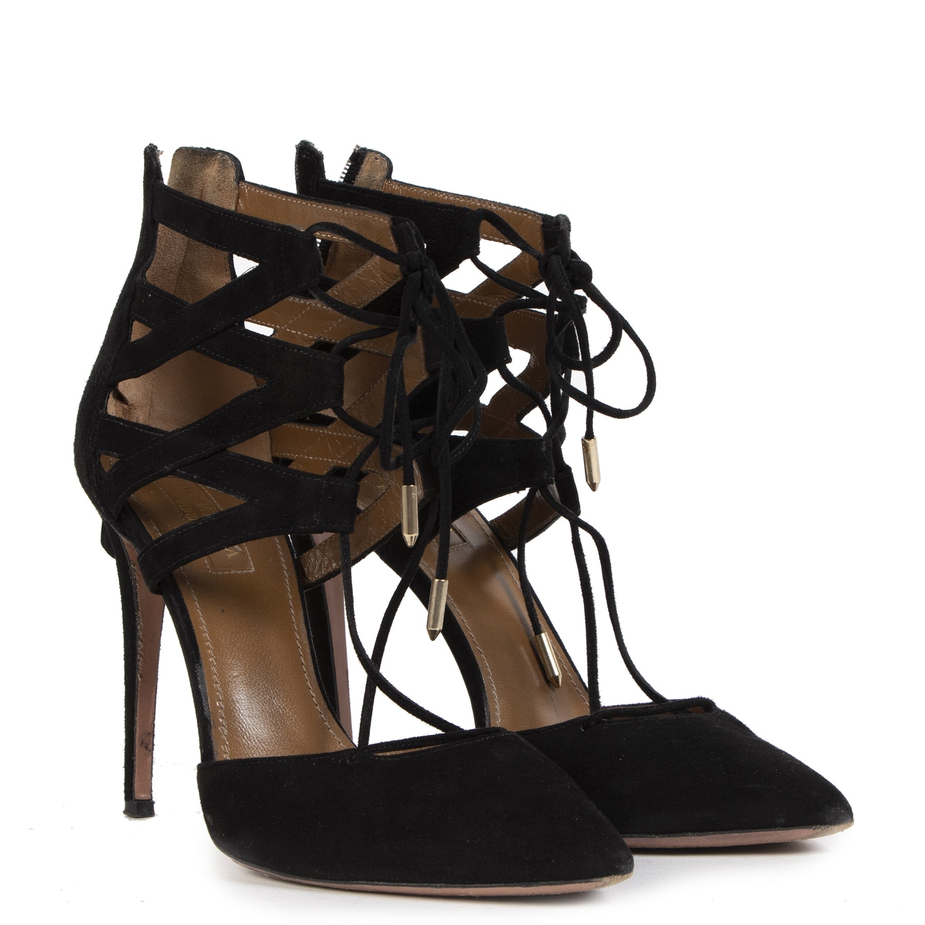 Koop en verkoop uw authentieke designer shoes aan de beste prij sbij Labellov