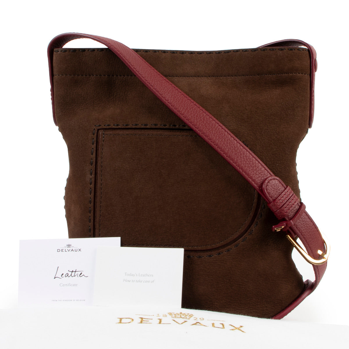Delvaux Tabacco Brown Pin Daily Santiag Nubuck Shoulder Bag te koop aan de beste prijs bij Labellov tweedehands luxe in Antwerpen.
