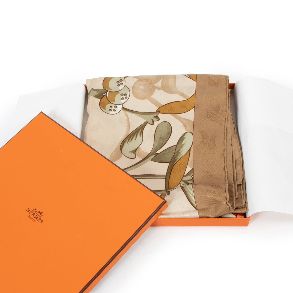 Hermès Brown Neige D'Antan Detail Silk Carré Scarf