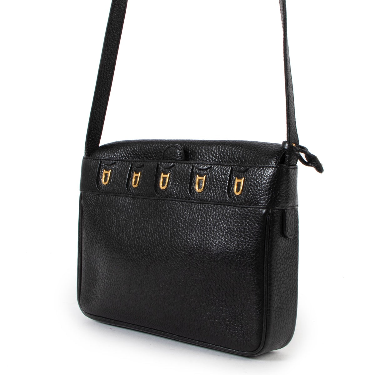Shop safe online at Labellov in Antwerp this 100% authentic second hand Delvaux Black Pebbled Leather Fuiraire Crossbody Bag