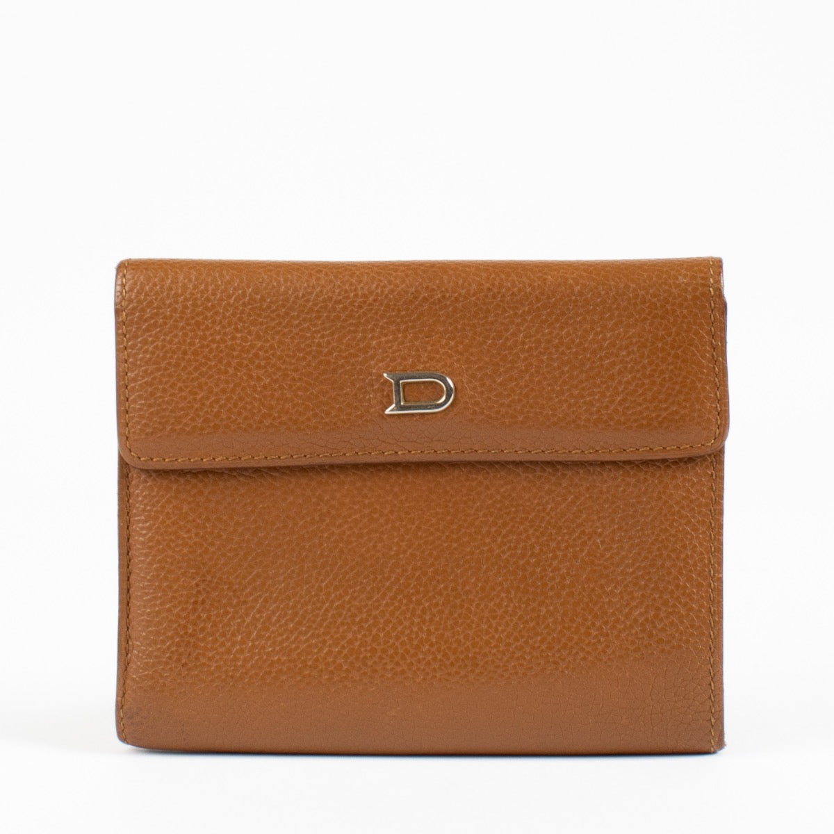 Shop 100% authentic second hand Delvaux Camel Wallet on Labellov.com