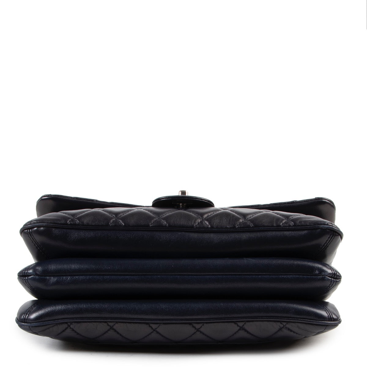 acheter enligne seconde main Chanel Dark Blue 3 Bag pour le meilleur prix