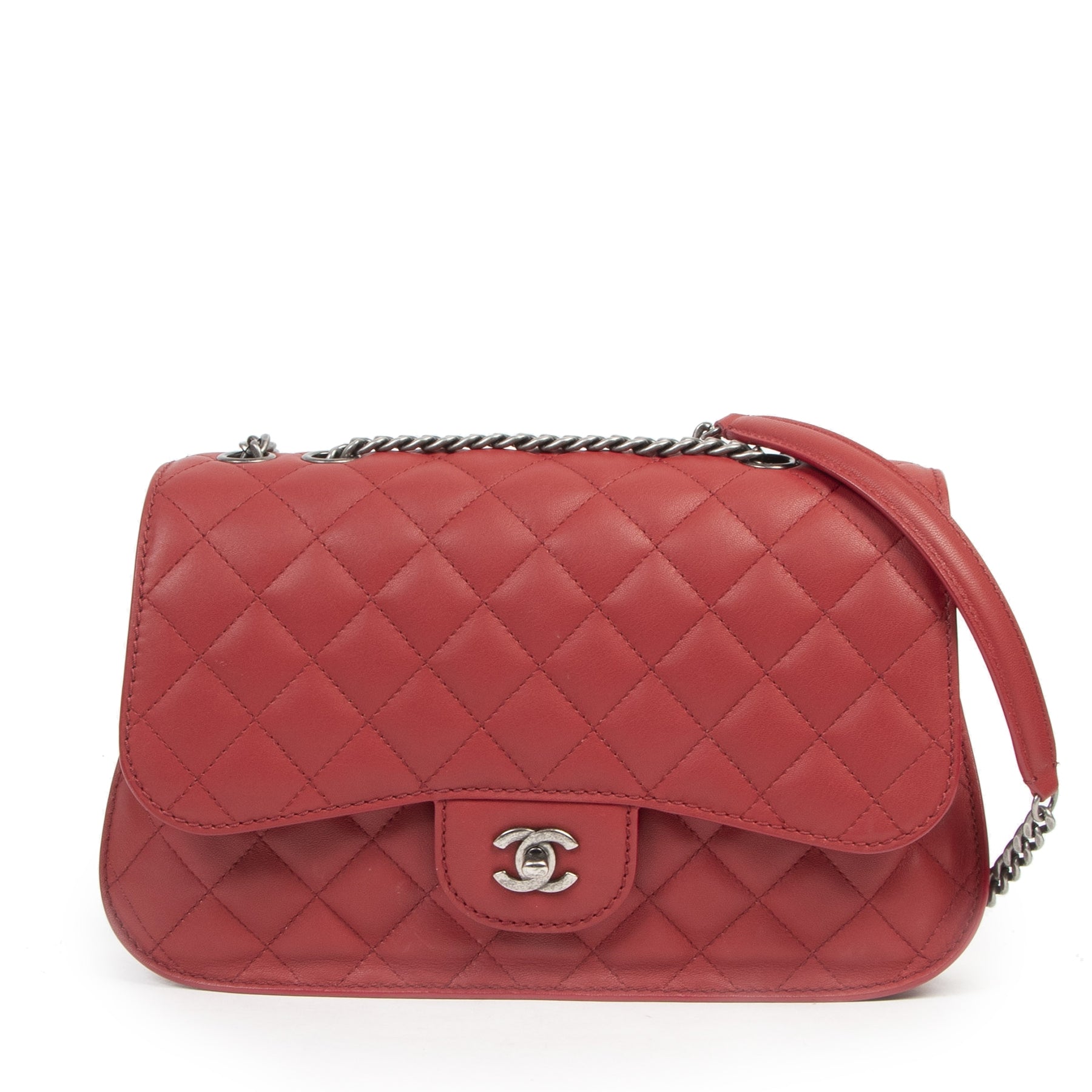 shop safe online Chanel Red Sheepskin Flap Bag . achiever en ligne seconde main Chanel Red Sheepskin Flap Bag