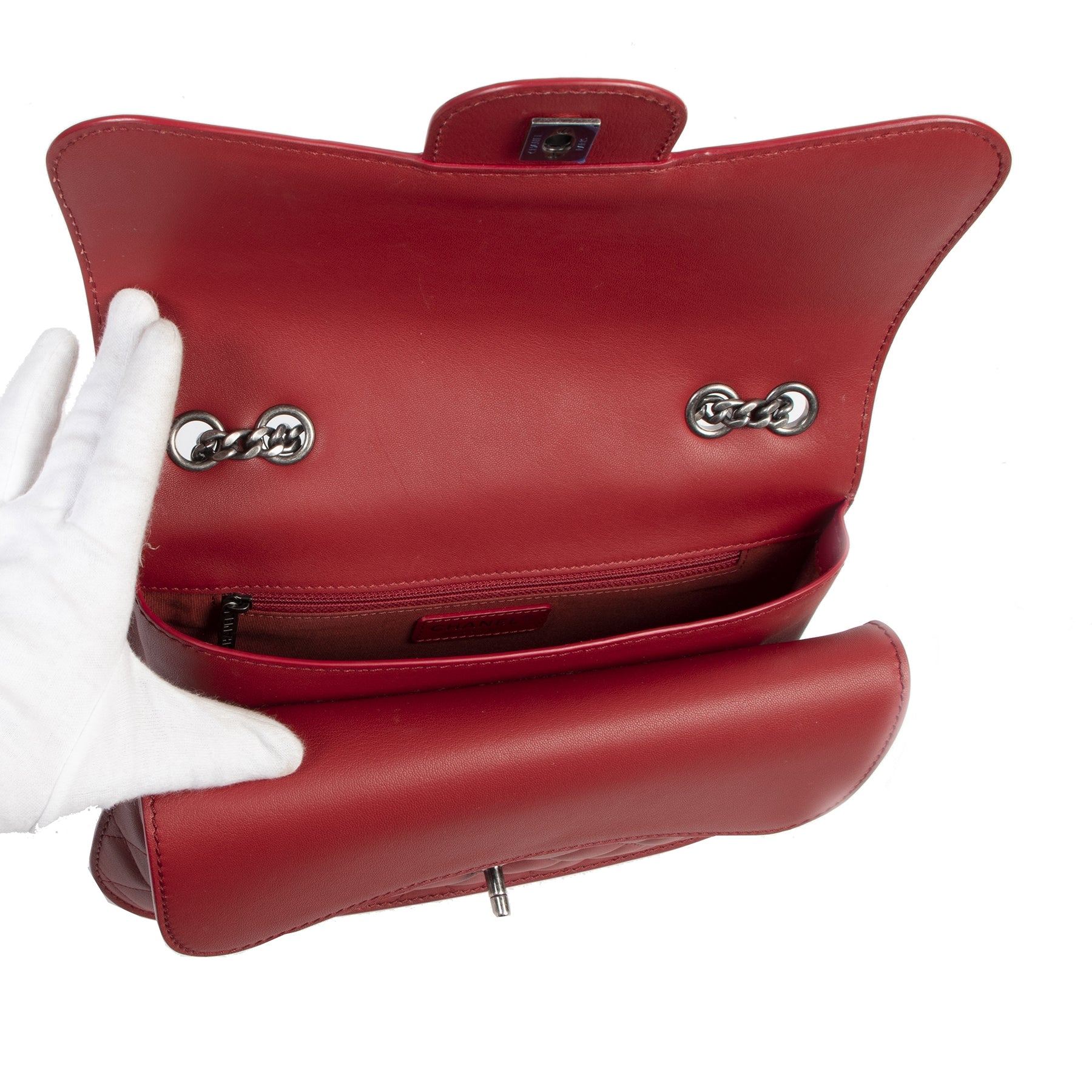shop safe online Chanel Red Sheepskin Flap Bag . achiever en ligne seconde main Chanel Red Sheepskin Flap Bag
