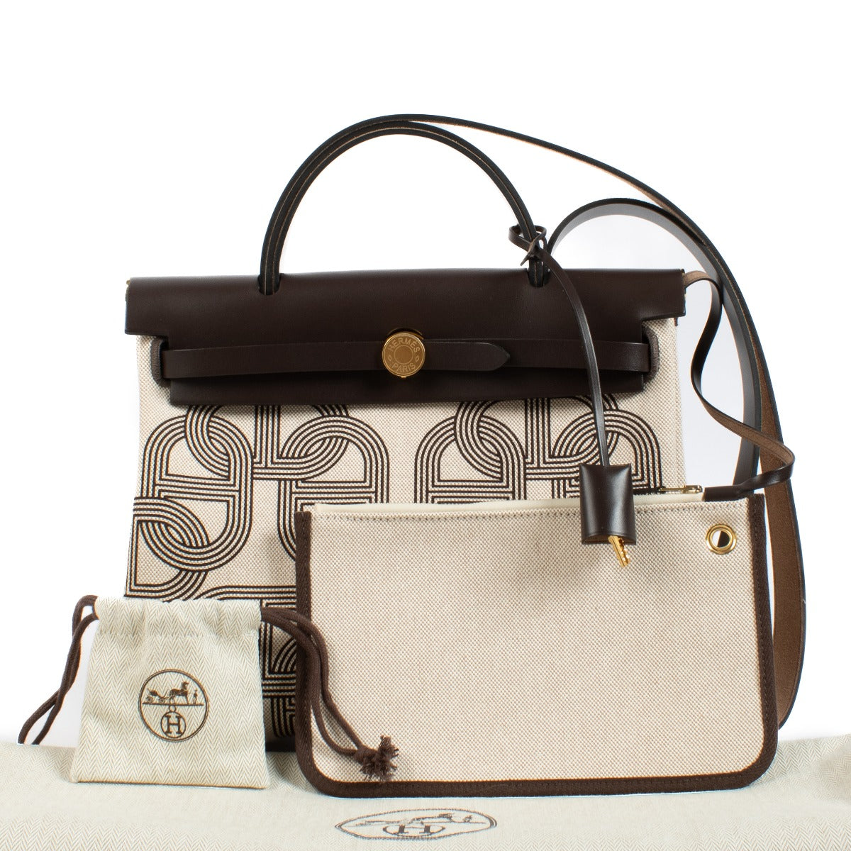 Shop Hermès Herbag Zip 31 Circuit 24 on www.labellov.com