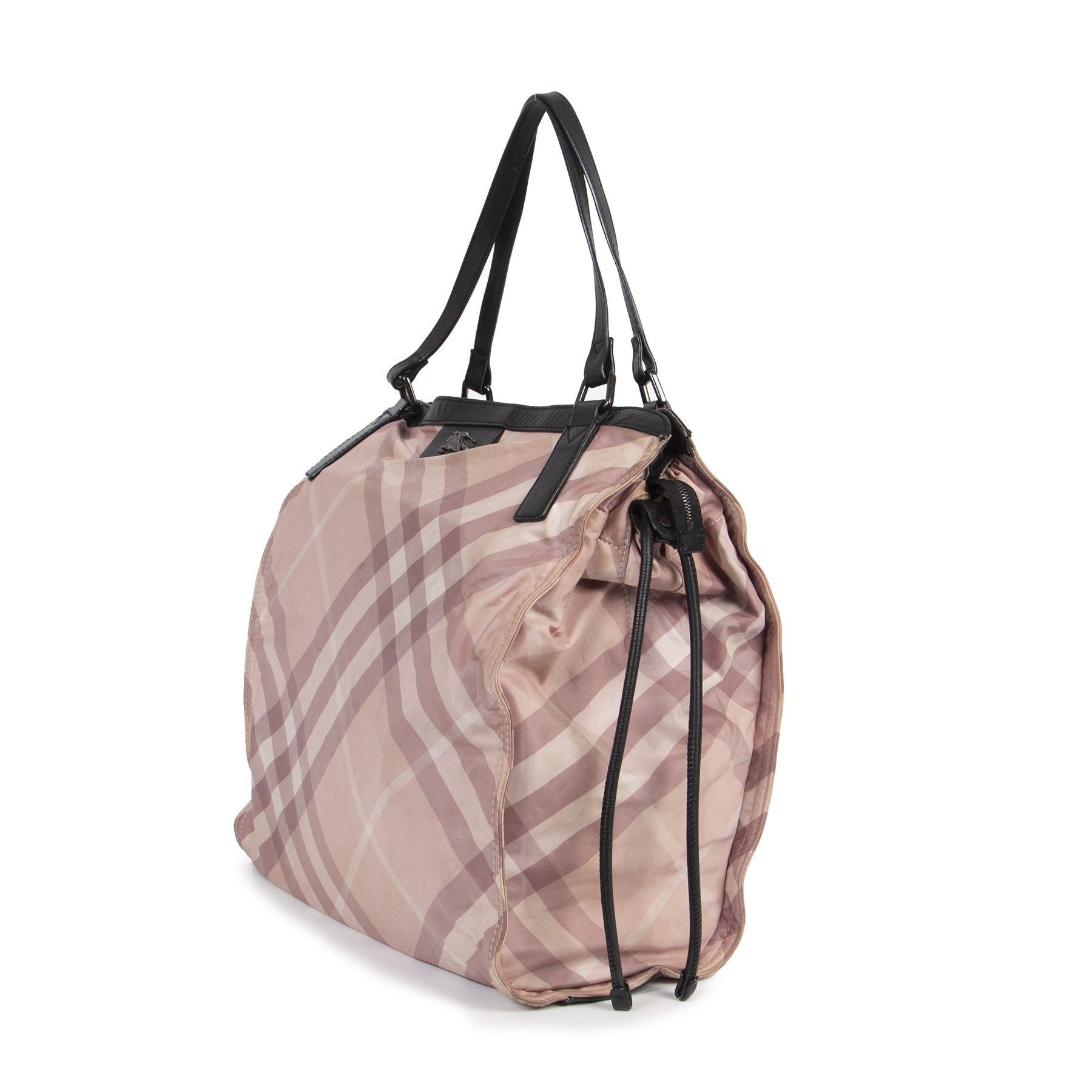 Koop authentieke tweedehands Burberry tassen met de juiste prijs bij LabelLOV.