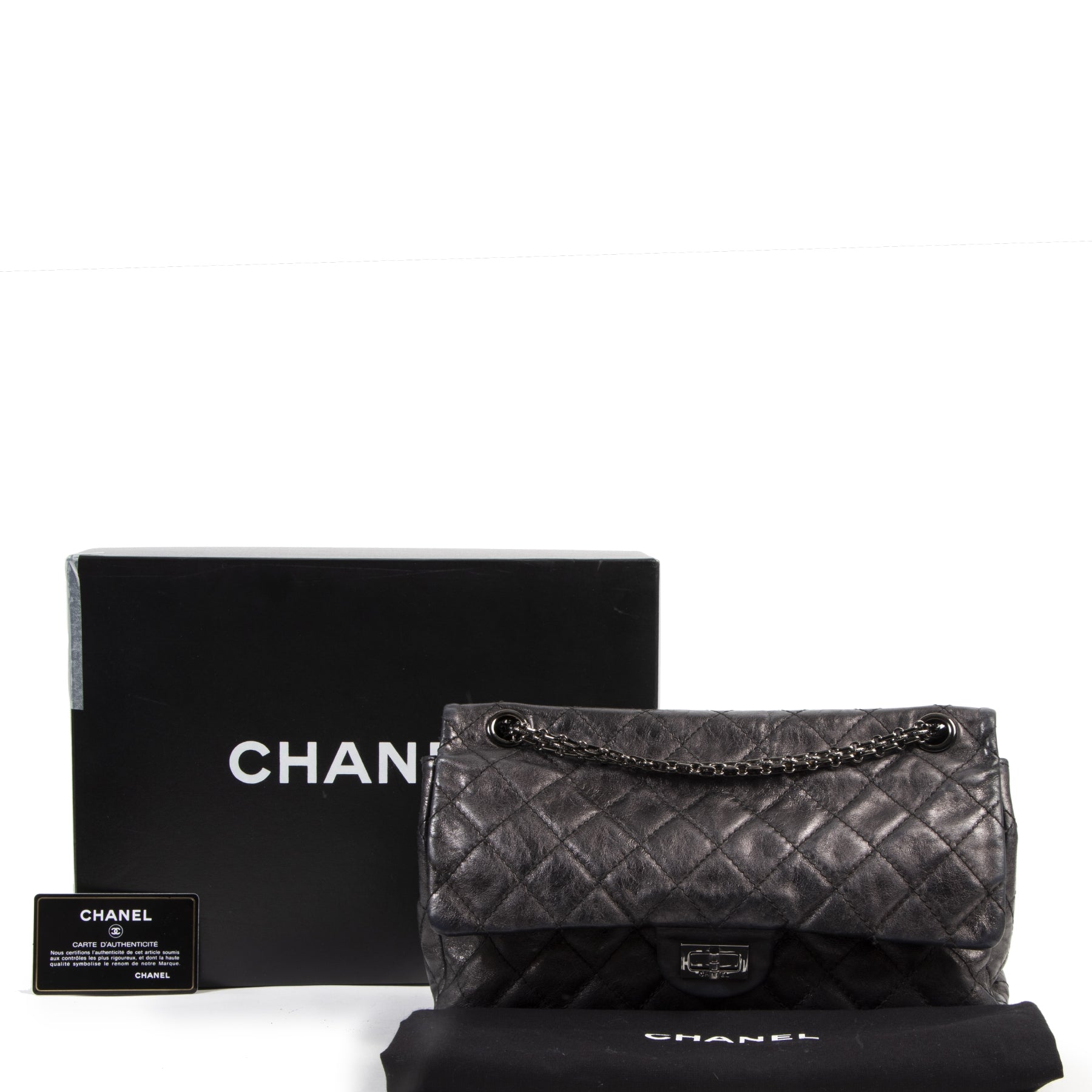 Authentieke tweedehands vintage Chanel Black 2.55 Reissue Bag koop online webshop LabelLOV
