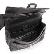 Authentique seconde-main vintage Chanel Black 2.55 Reissue Bag achète en ligne webshop LabelLOV