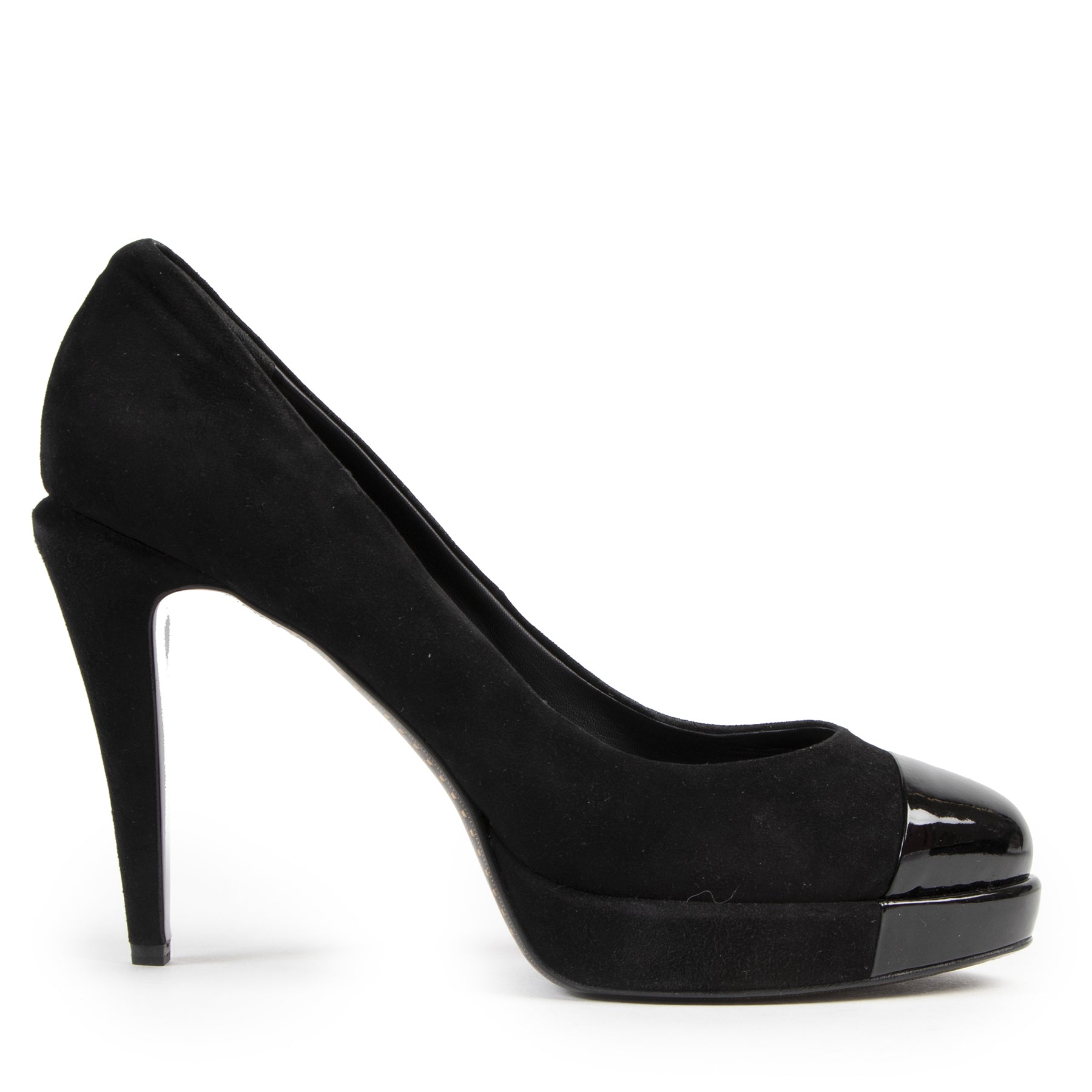Chanel Black Suede And Patent Platform Pumps - size 41 te koop in Antwerpen en bij Labellov luxe