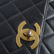 koop online Chanel Vintage Black Quilted Shoulder Bag