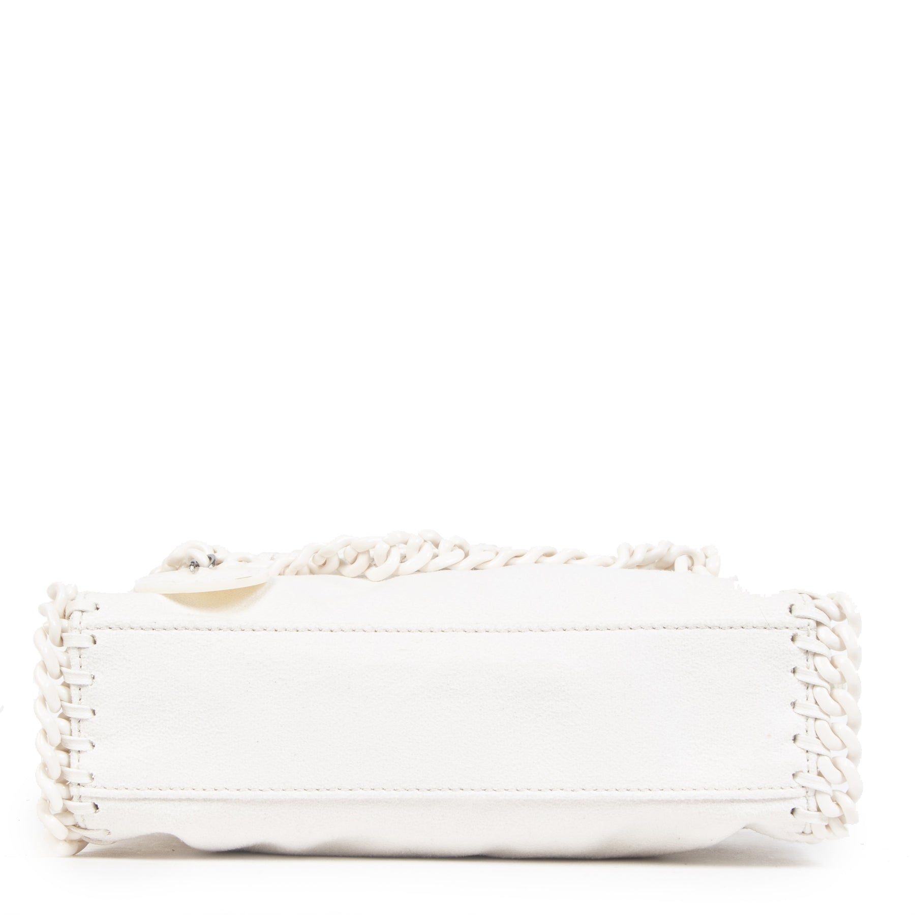 Buy authentic secondhand Stella McCartney White Falabella Candy Mini shoulder bag at the right price at LabelLOV vintage webshop. Safe and secure online shopping. Koop authentieke tweedehands Stella McCartney White Falabella Candy Mini shoulder bag met de