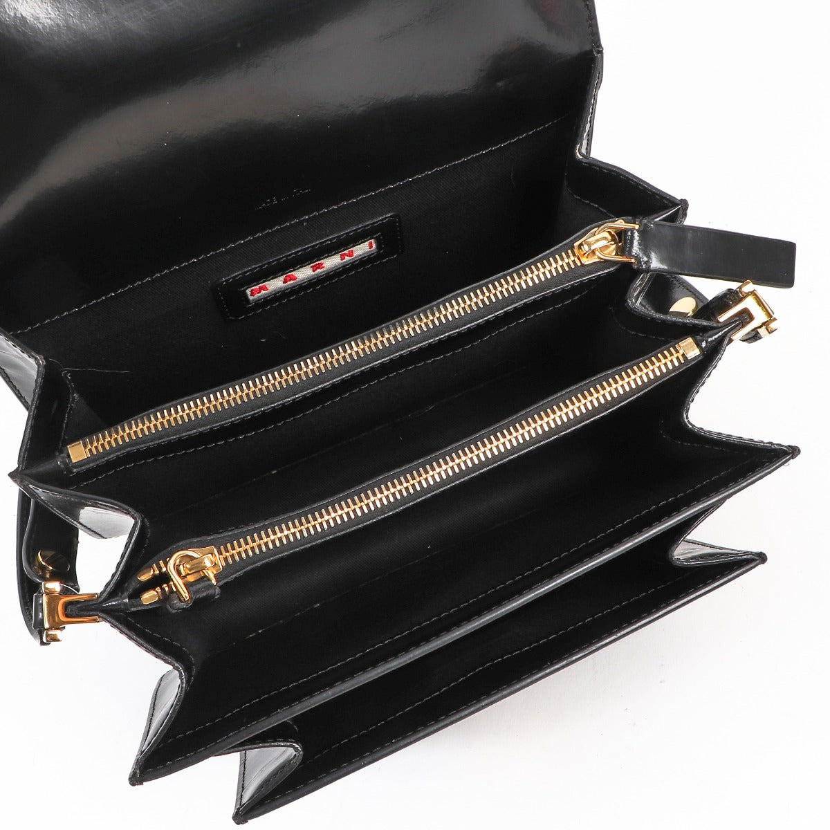 Buy an authentic second-hand Marni Black Saffiano Leather Trunk Shoulder Bag in very good condition at Labellov in Antwerp.