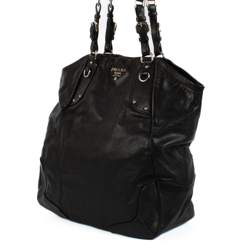 Shop 100% authentic Prada Black Leather Shoulder bag at Labellov.com.