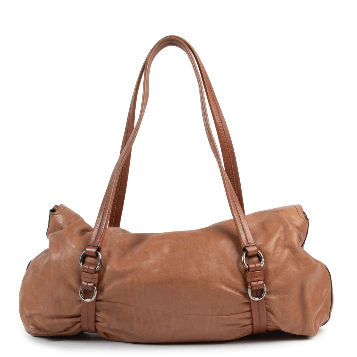 Achetez en ligne en toute sécurité ce sac Prada en cuir brun.