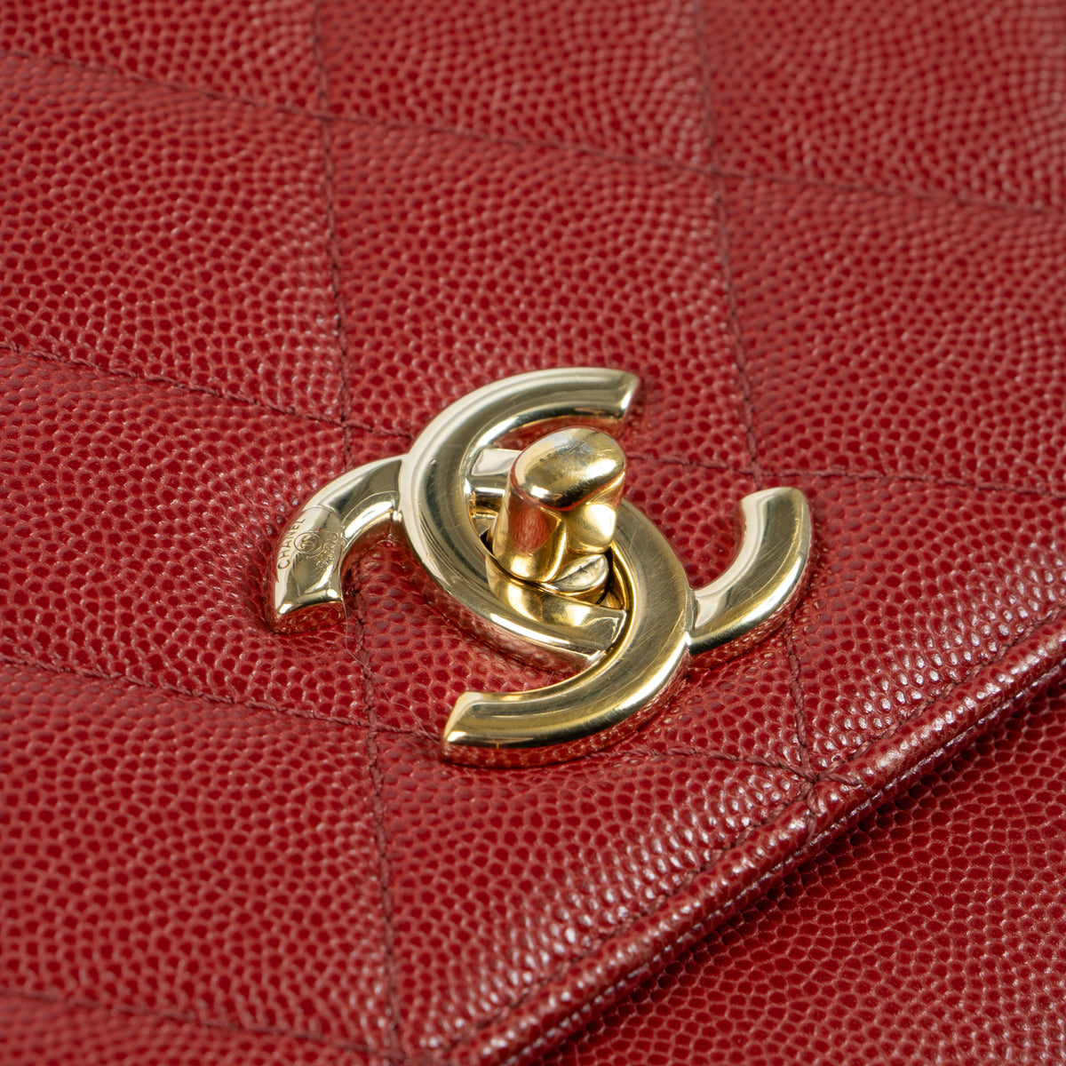 Shop this authentic Chanel Red Caviar Large Bussiness Affinity Flap Bag pre-loved on Labellov.com
