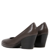 Authentieke Tweedehands AF Vandevorst Brown Classic Mid-Heel Pump - Size 37,5 juiste prijs veilig online shoppen luxe merken webshop winkelen Antwerpen België mode fashion