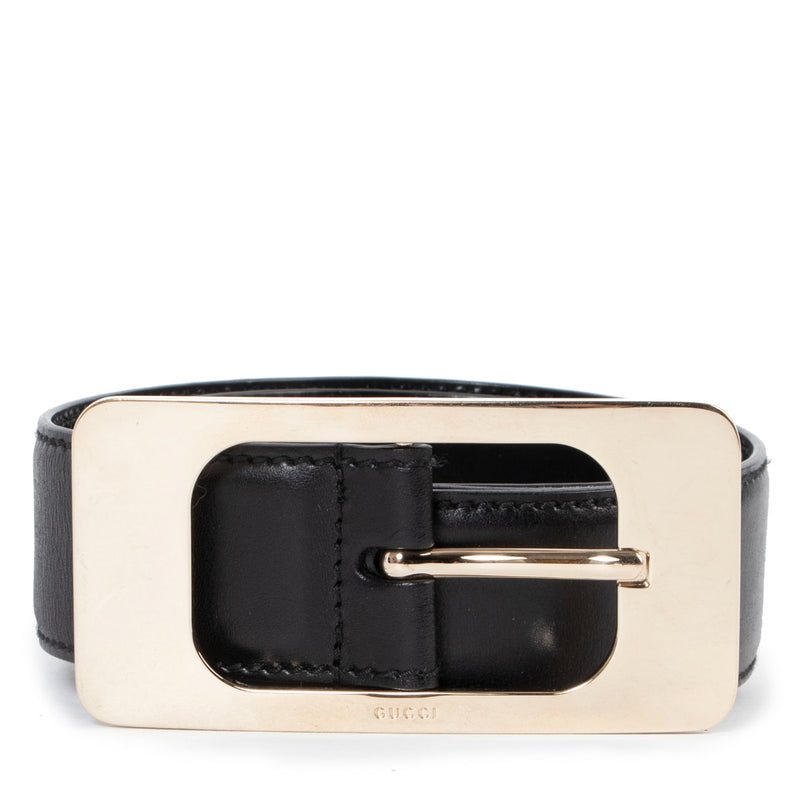 Shop safe online this black leather Gucci belt in good condition.