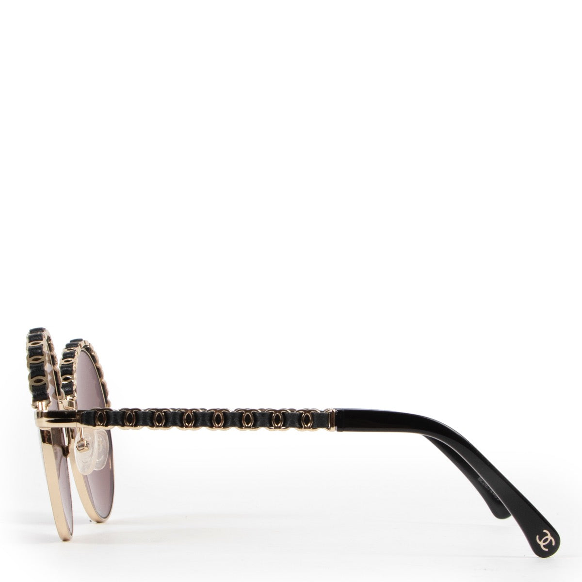 Shop safe online Chanel sunglasses in very good condition, Chanel sunglasses in very good condition, Preloved Chanel sunglasses in very good condition.