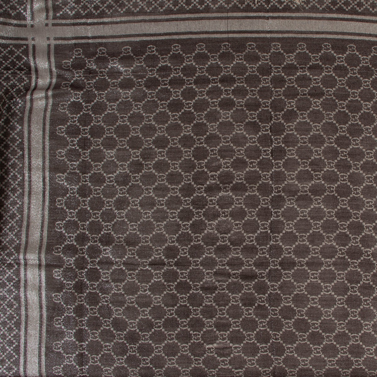 authentic second hand Gucci GG Lamé Jacquard Scarf at labellov