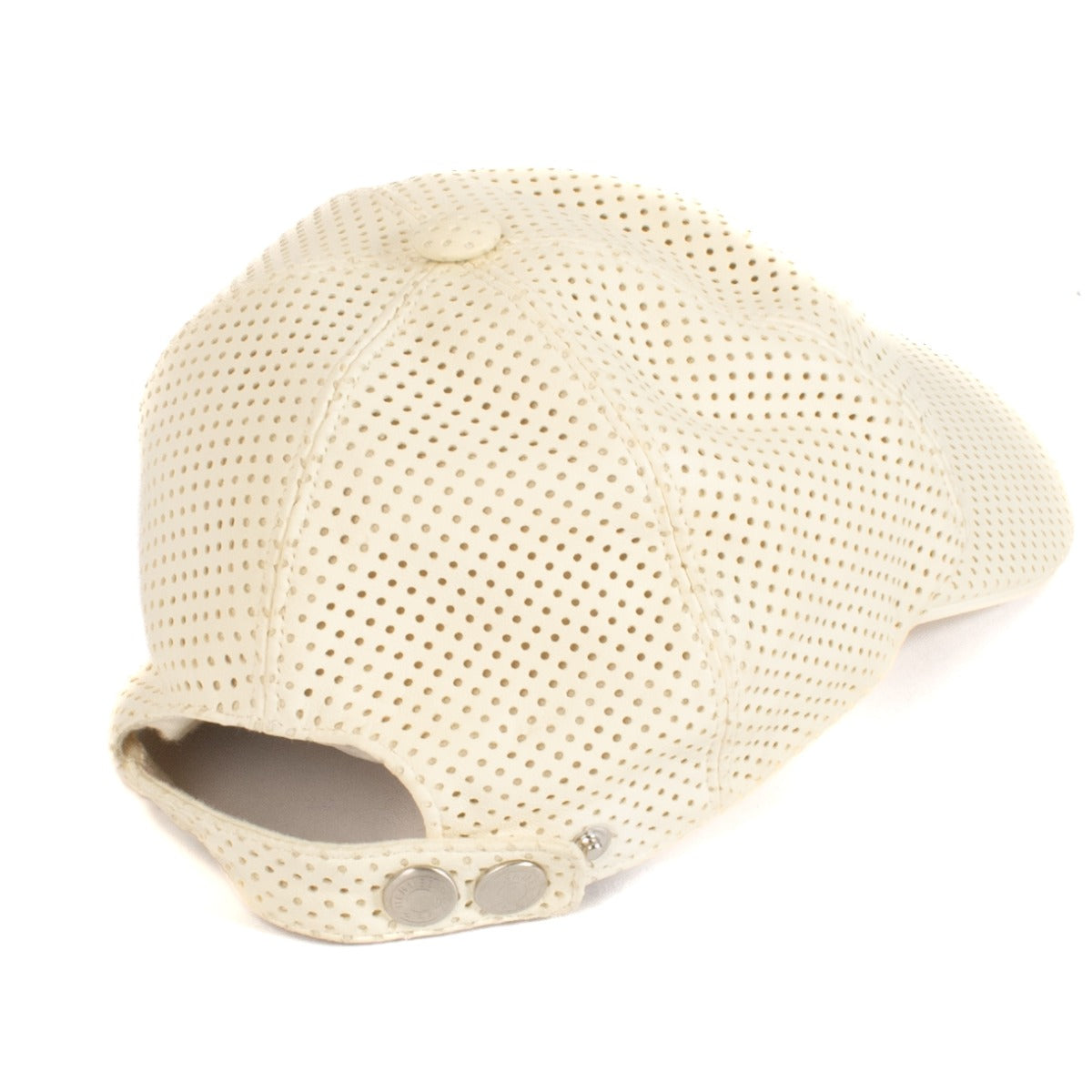 Shop safe online at Labellov in Antwerp, Brussels and knokke this 100% authentic second hand Hermès White Perforated Leather Cap - Size 56