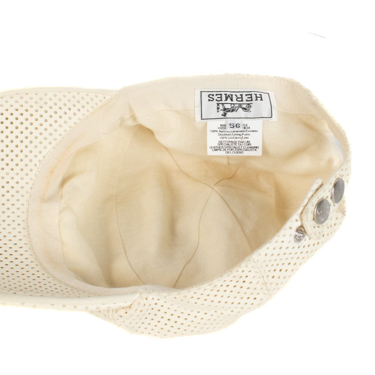 Shop safe online at Labellov in Antwerp, Brussels and knokke this 100% authentic second hand Hermès White Perforated Leather Cap - Size 56