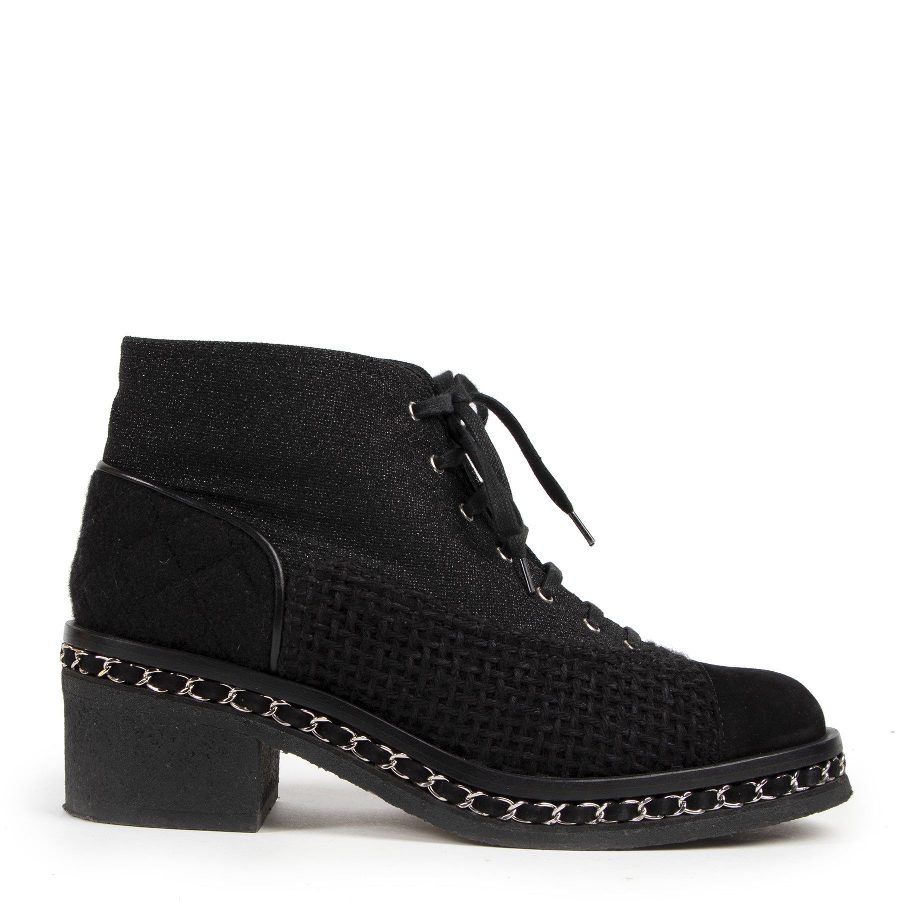 Authentieke tweedehands Chanel schoenen veilig online winkelen LabelLOV vintage webshop Antwerpen België mode fashion