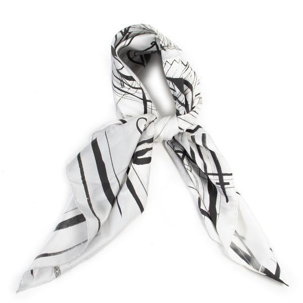 Chanel 31 Rue Cambon Silk Scarf – Labellov