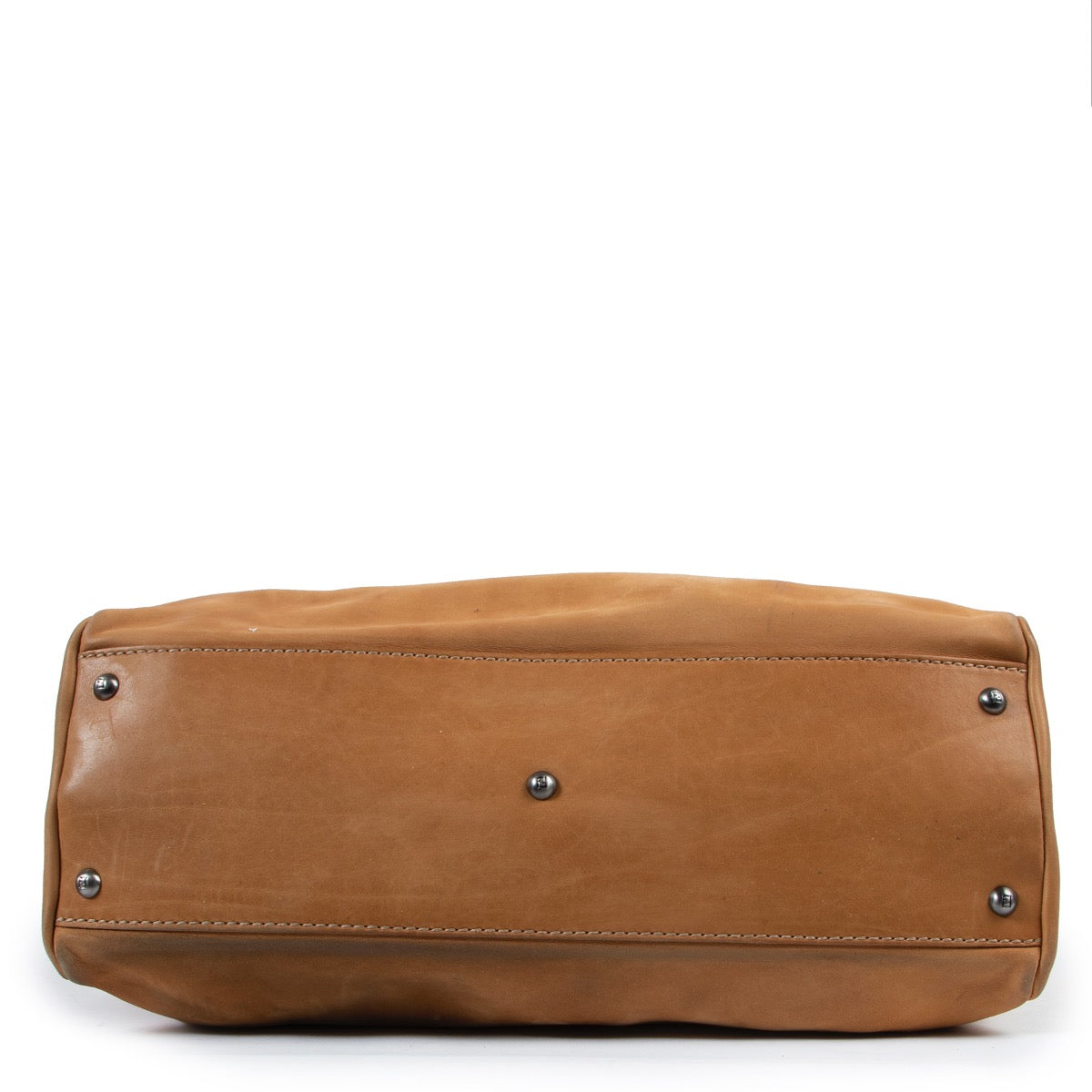 Shop safe online 100% authentic second hand Fendi Camel Large Peekaboo Shoulder Bag at the right price at Labellov in Antwerp.