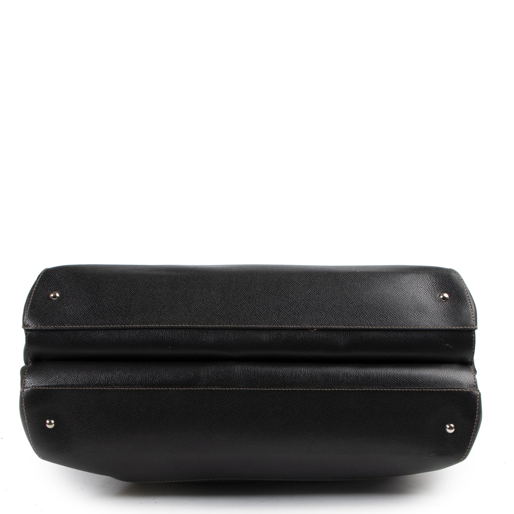 Authentieke tweedehands Salvatore Ferragamo juiste prijs veilig online winkelen LabelLOV webshop luxe merken designer Antwerpen België mode fashion