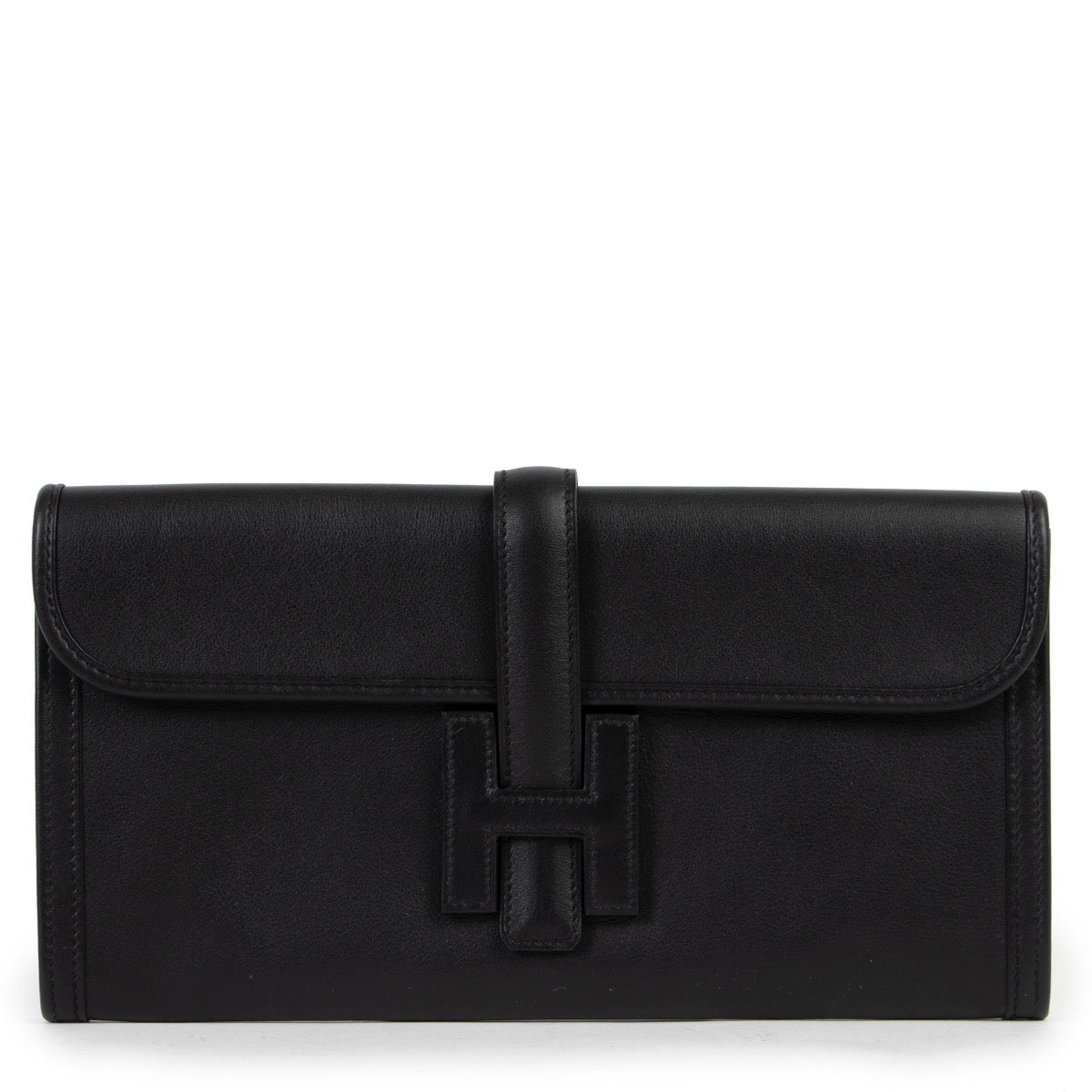 Shop safe online at Labellov in Antwerp this 100% authentic second hand Hermès Jige Elan 29 Black Clutch