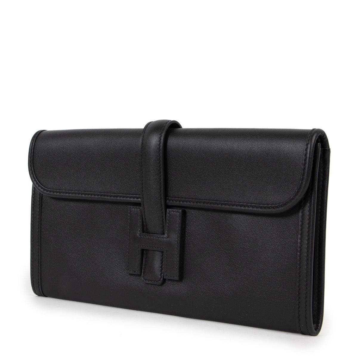 Shop safe online at Labellov in Antwerp this 100% authentic second hand Hermès Jige Elan 29 Black Clutch