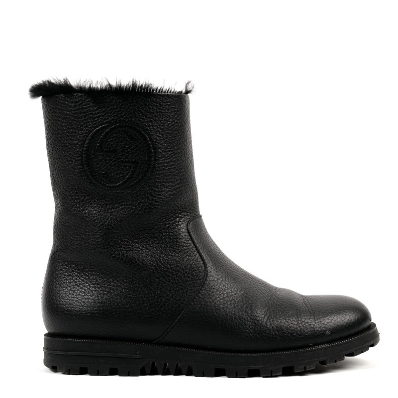 Buy authentic second-hand Gucci Black Leather Boots in very good condition at Labellov Antwerp.