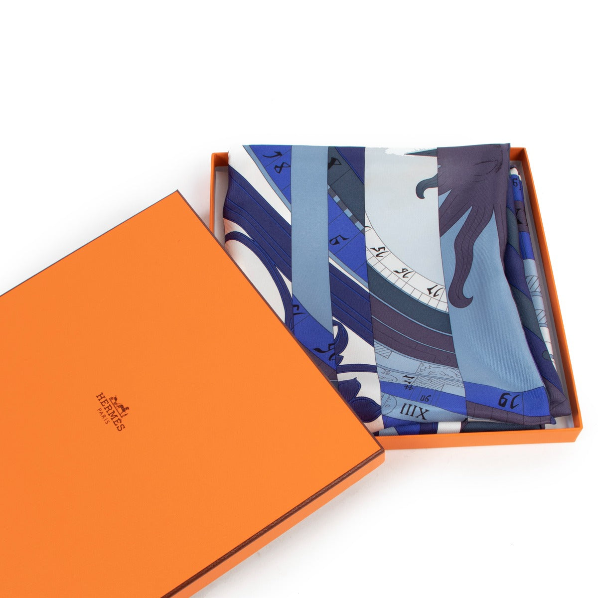 Buy an authentic second hand Hermès Carré Astrologie Nouvelle Silk Scarf in very good condition at Labellov
