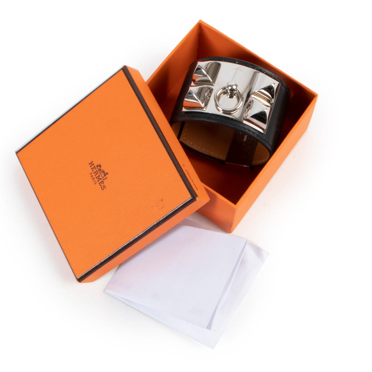Buy an authentic second hand Hermès Collier de Chien Black Veau Chamonix Bracelet PHW in very good condition at Labellov