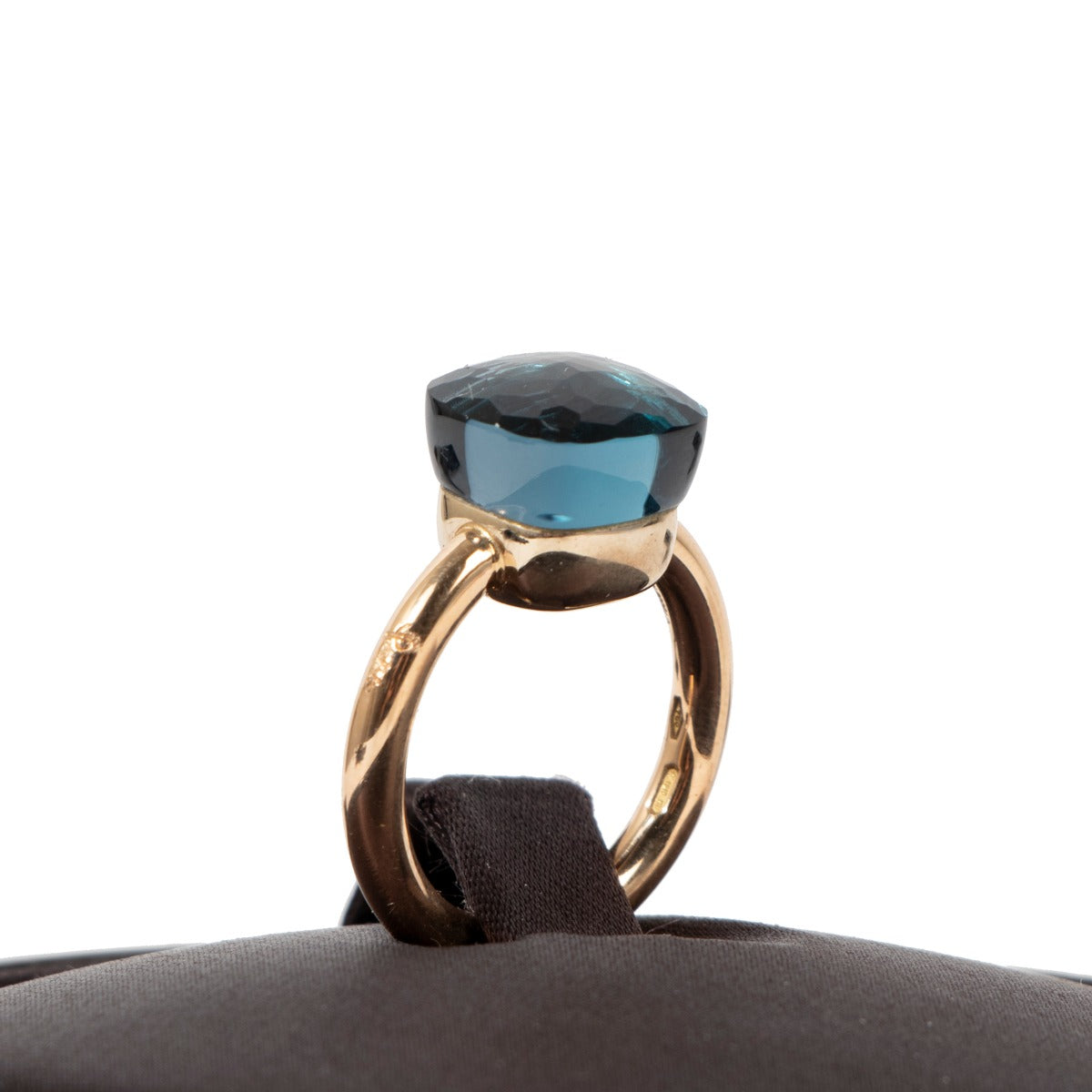 Pomellato Nudo Classic Rose Gold Blue London Topaz Ring