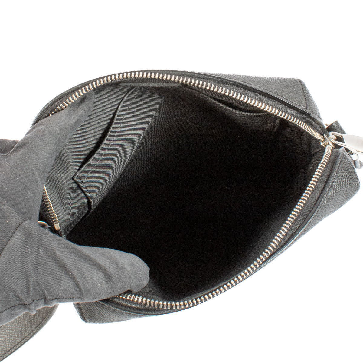 Louis Vuitton Grijze Taiga Grigori PM Crossbodytas