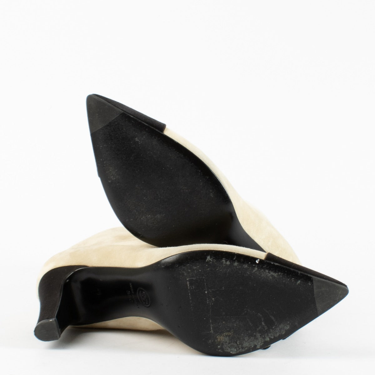 Authentic second-hand Chanel Beige Two-Tone Cap Toe Boots - Size 38 C on labellov.com