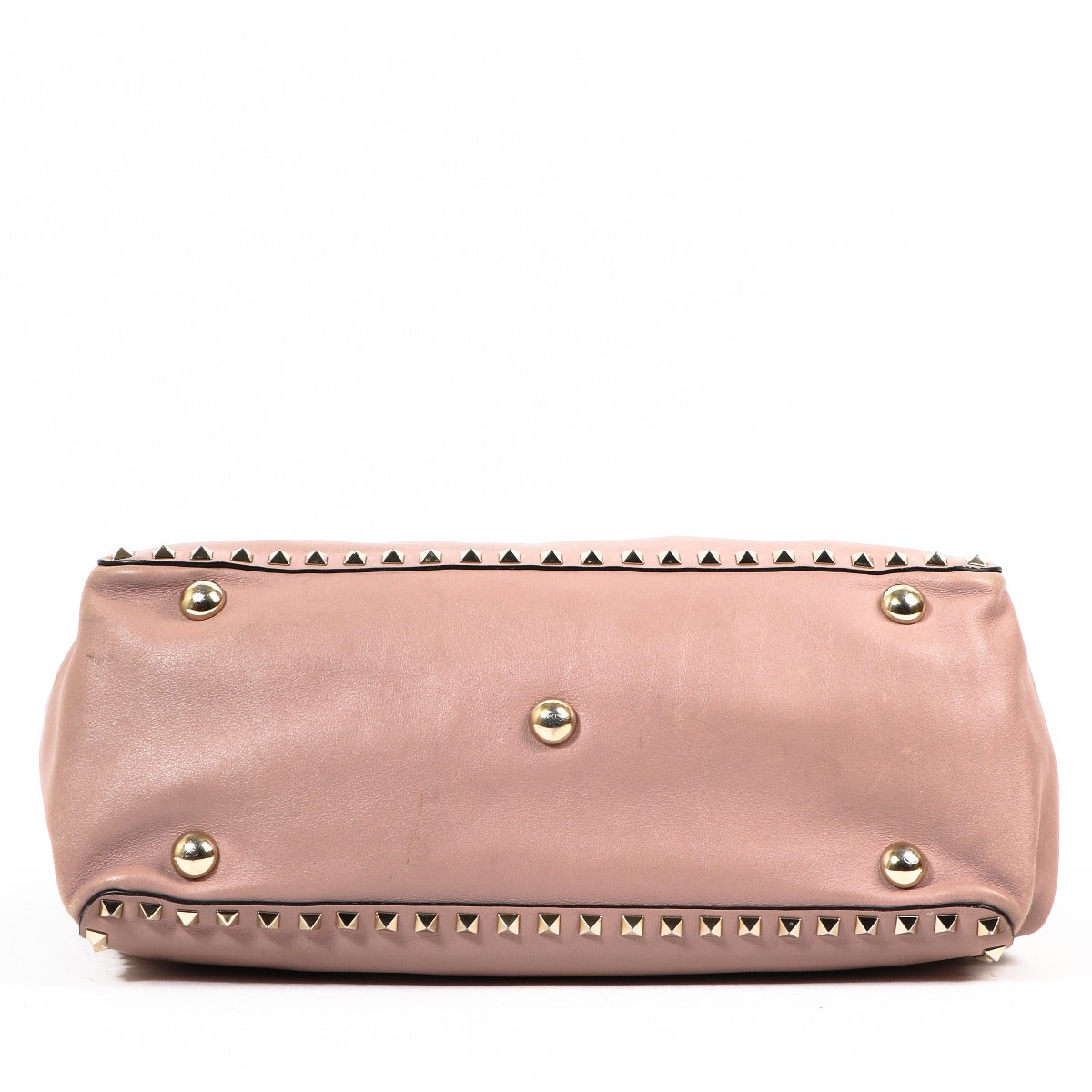 Buy an authentic second-hand Valentino Garavani Poudre Rockstud Shoulder Bag in good condition at Labellov in Antwerp.