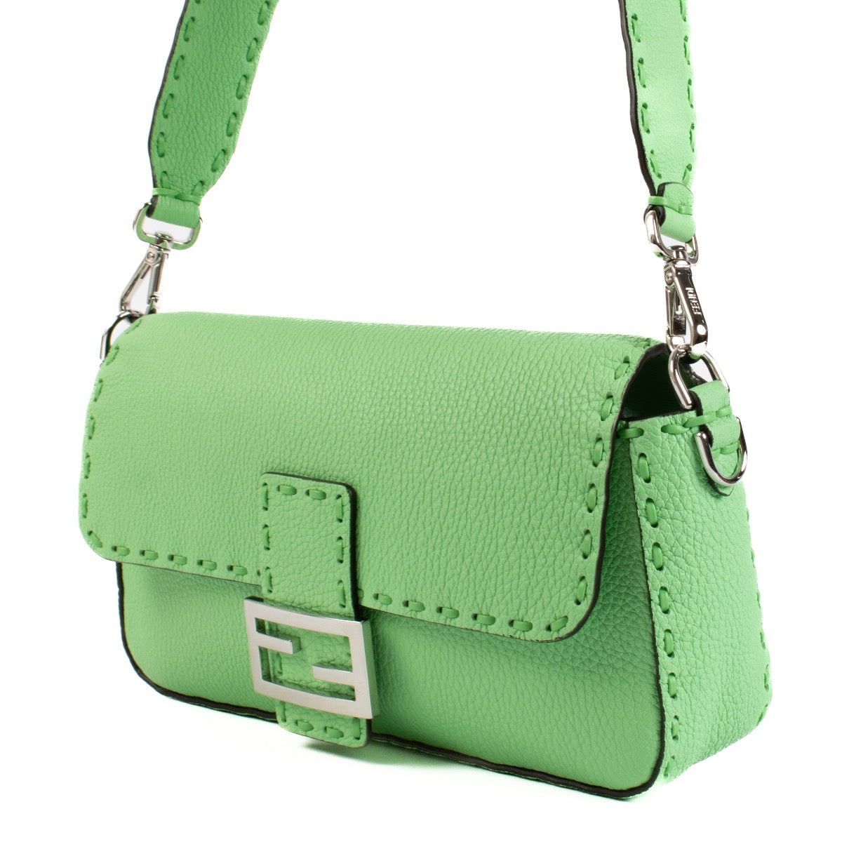 Shop safe online at Labellov in Antwerp, Brussels and Knokke this 100% authentic second hand Fendi Edamame Selleria Baguette Bag