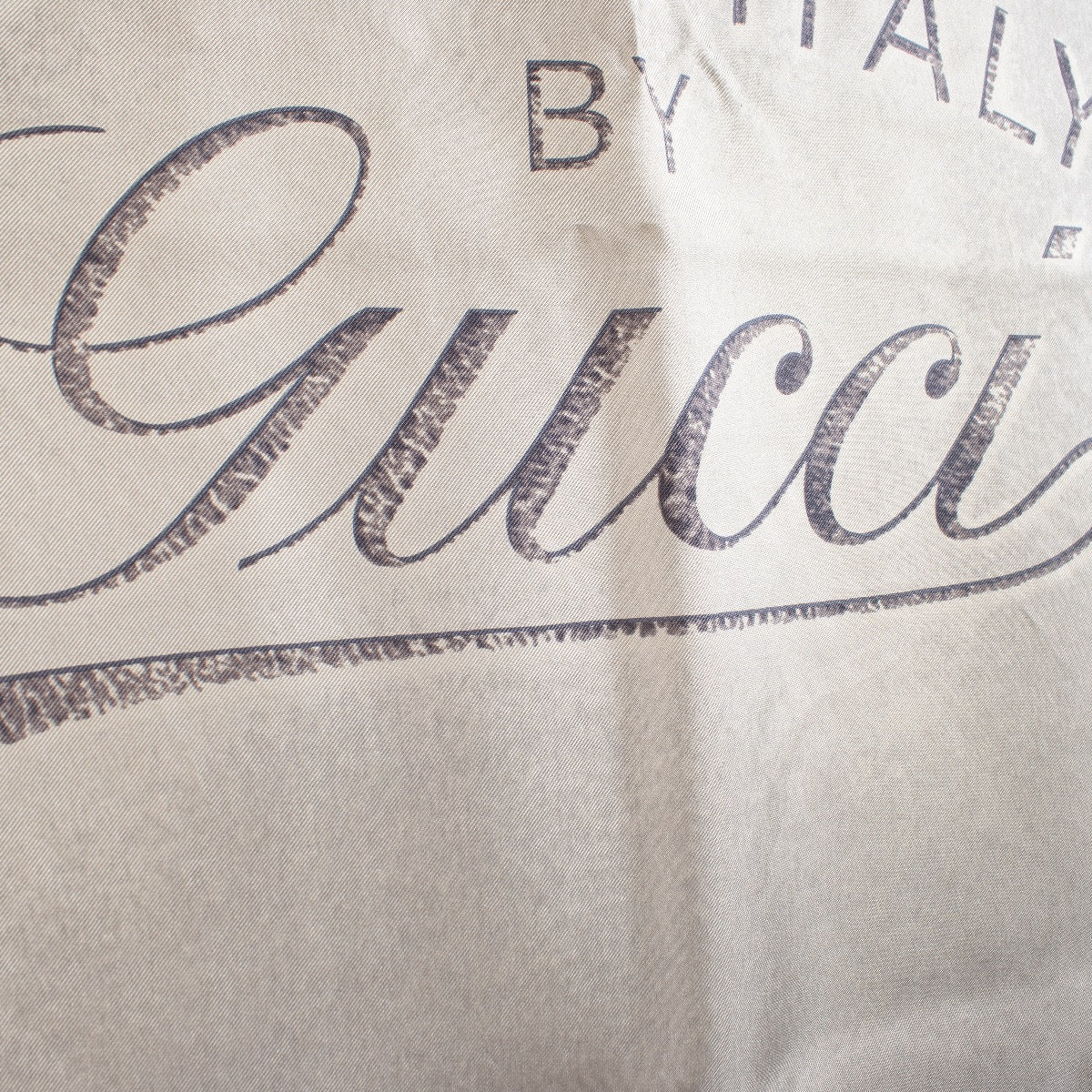 Buy authentic second hand Gucci Brown Scarf at Labellov.com