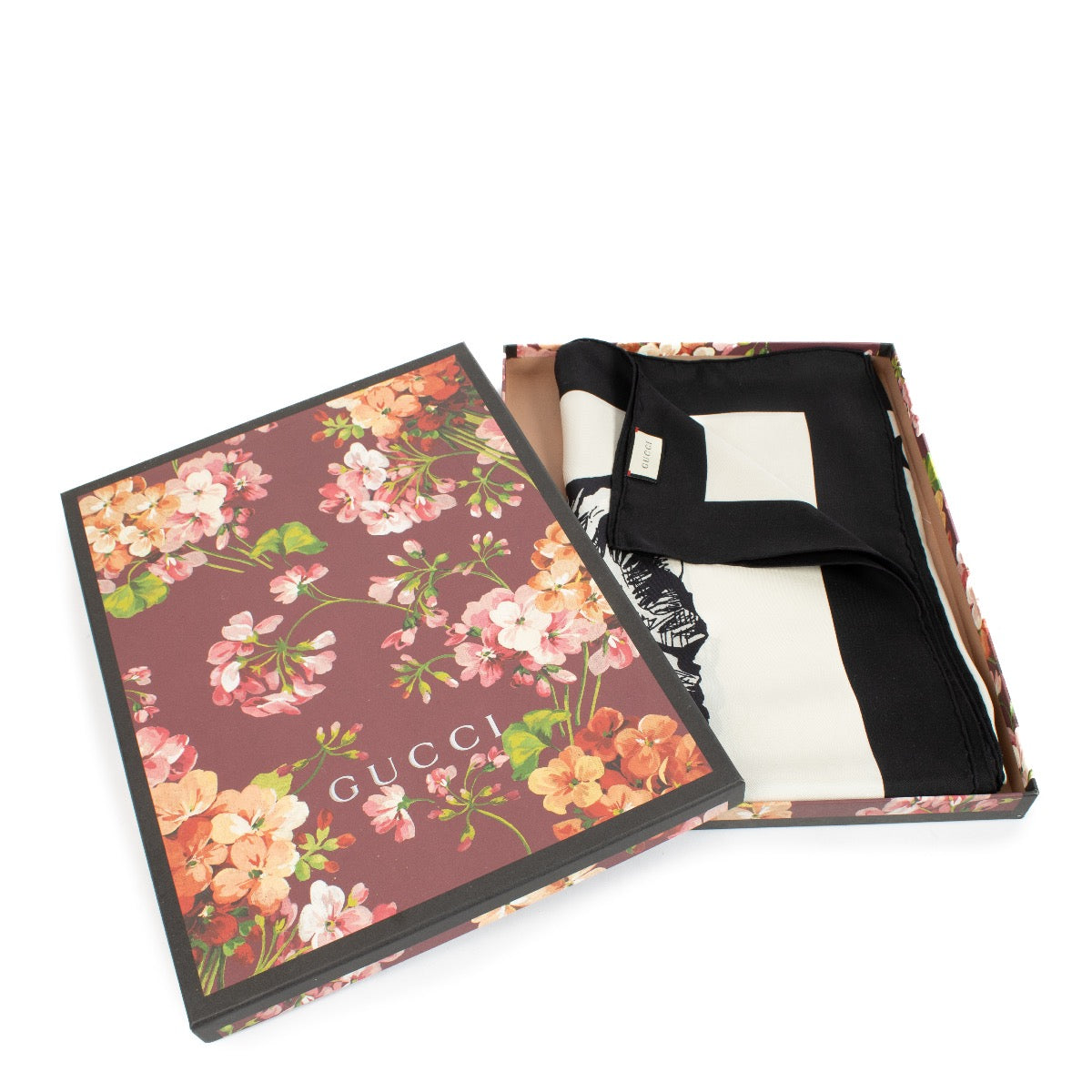 Buy authentic second hand Gucci Black Silk Mystic Cat Scarf at Labellov.com