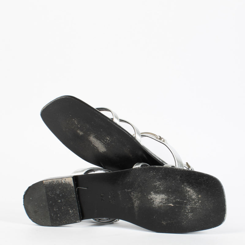 Authentic pre-loved Gucci Silver Slim Horsebit Flat Sandals — Size 37.5 on Labellov.com