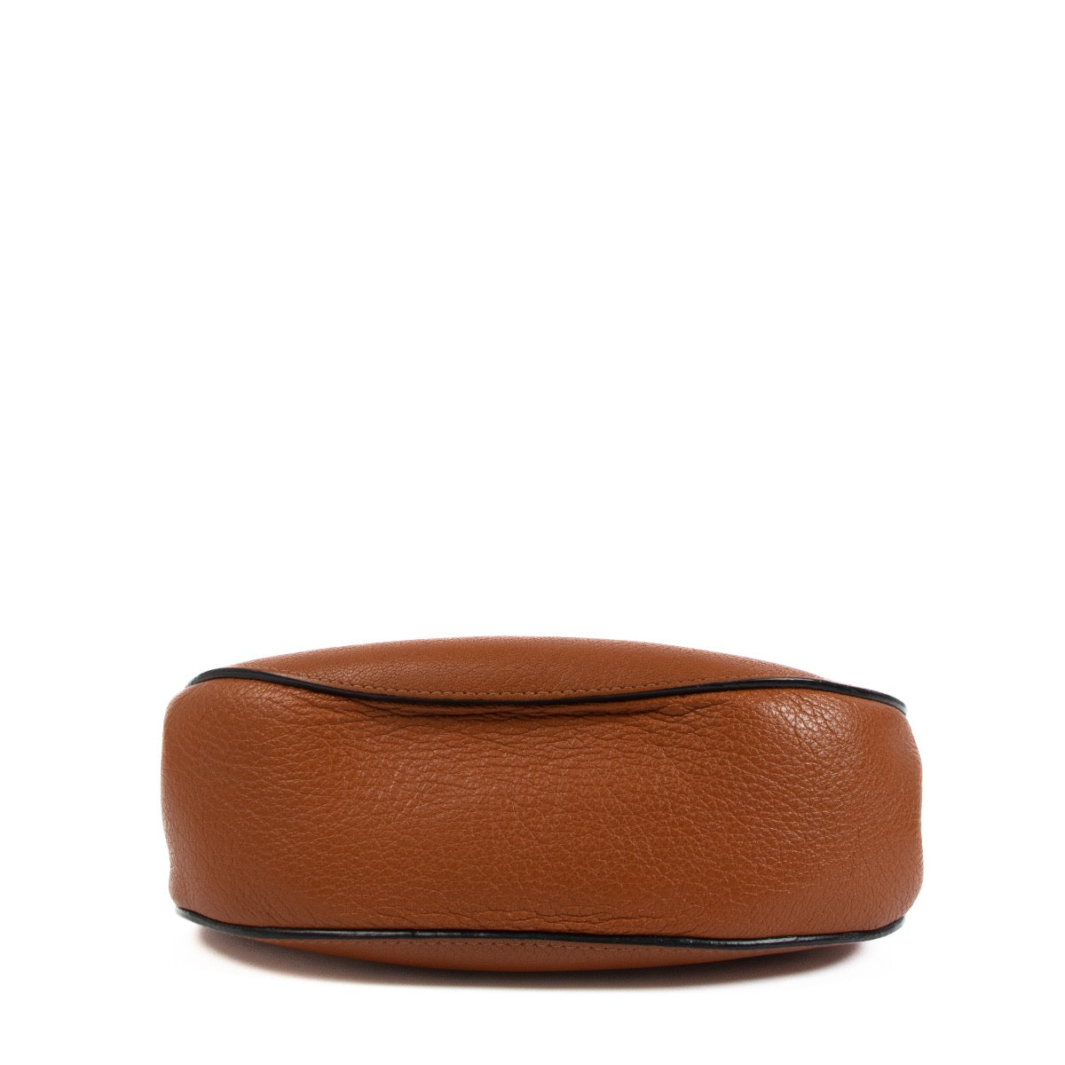Shop safe online at Labellov in Antwerp, Brussels or Knokke this 100% authentic second hand Chloé Tan Calfskin Drew Bag