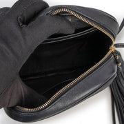Shop safe online 100% authentic second hand Saint Laurent Black Lou Crossbody Bag in very good, excellent condition at the right price at Labellov in Antwerp.