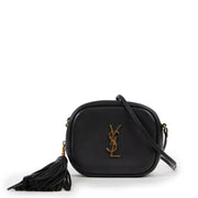 Shop safe online 100% authentic second hand Saint Laurent Black Lou Crossbody Bag in very good, excellent condition at the right price at Labellov in Antwerp.